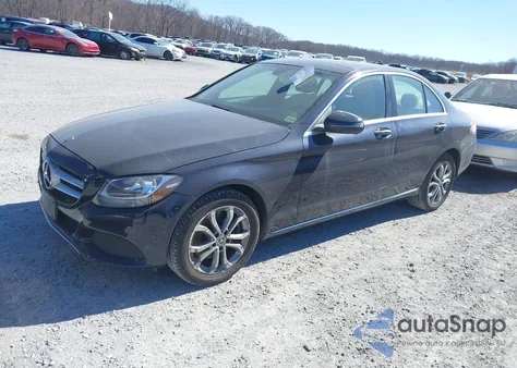 2017 Mercedes-Benz C 300 4Matic/Luxury 4Matic/Sport 4Matic from USA, damaged, VIN 55SWF4KB4HU213818